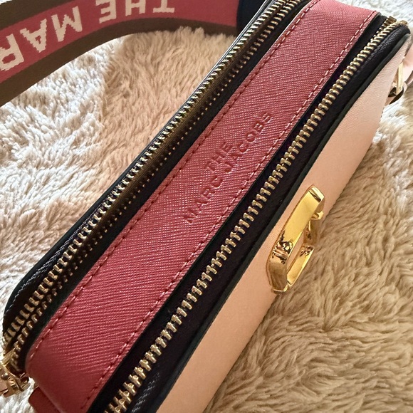 Marc Jacobs Pink Leather Crossbody Camera Bag with Gold Hardware - Picture 9 of 11